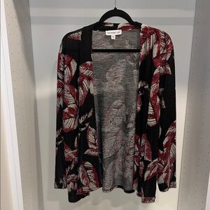 Black and Red Leaf Pattern Cardigan